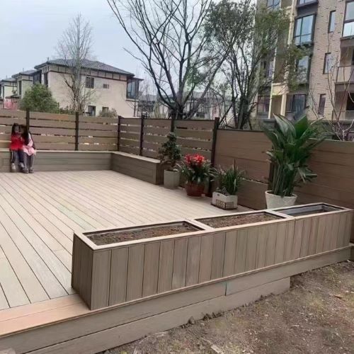 浙江户外共挤木塑地板施工|木塑地板材料被广泛应用于浙江园林景观、内外墙装饰、花池